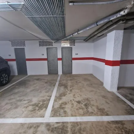 First Line Sea Appartement *