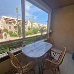 Apartment First Line Sea *