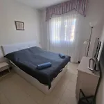 First Line Sea Apartment *