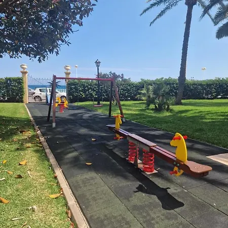 First Line Sea Apartamento *